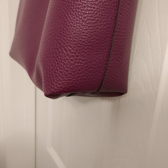 George Adrianna Reversible Tote 4 - Picture 3 of 7